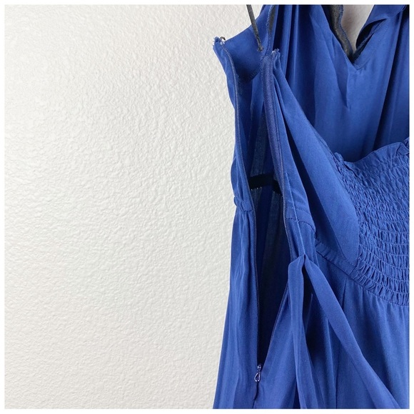 Yumi Kim Silk Blue Halter Wide Leg‎ Jumpsuit - Large - Picture 6 of 9